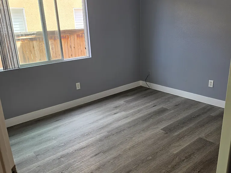 12787 Berrydale St — Photo 6