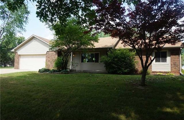 1st image of 1102 Needles Dr