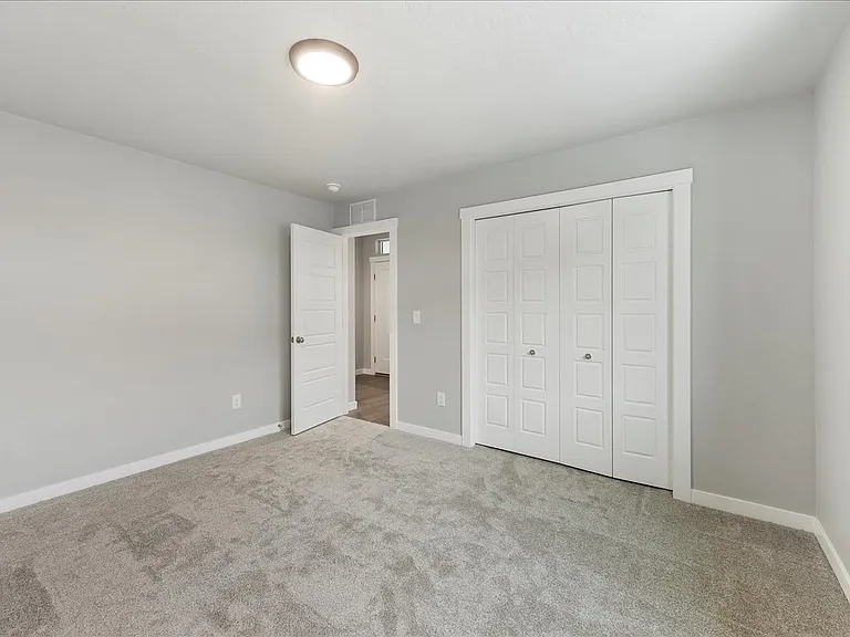 5079 W Riva Capri St — Photo 12