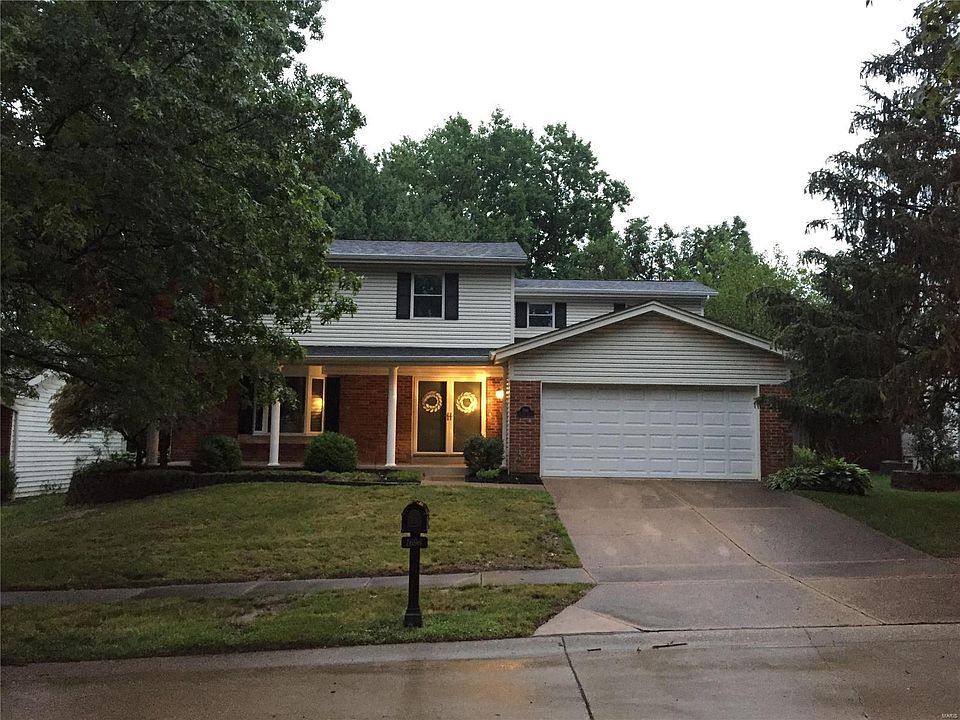1st image of 1696 Legend Lane Ct