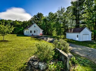 46 Ambrose Cove Ln, Belgrade, ME 04917