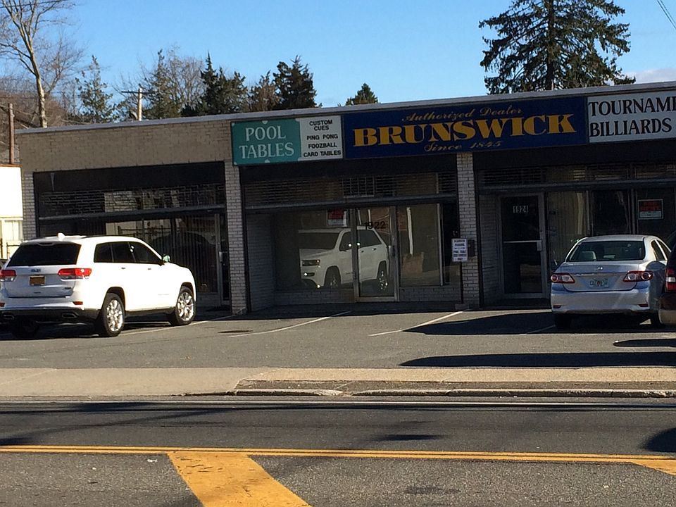2nd image of 1922 New York Ave