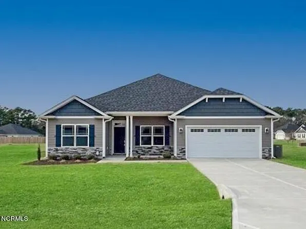 101 Glasgow Lane, La Grange, NC 28551