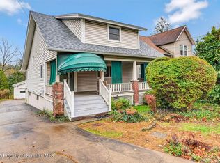 216 N Abington Rd, Clarks Green, PA 18411