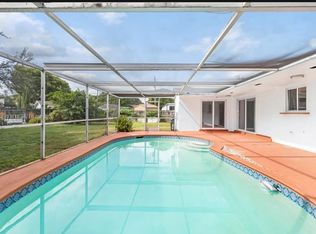 7160 SW 5th Ct, Hollywood, FL 33023