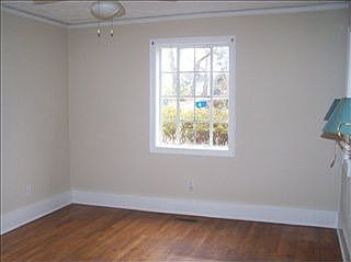 2nd image of 103 Rogers Ave