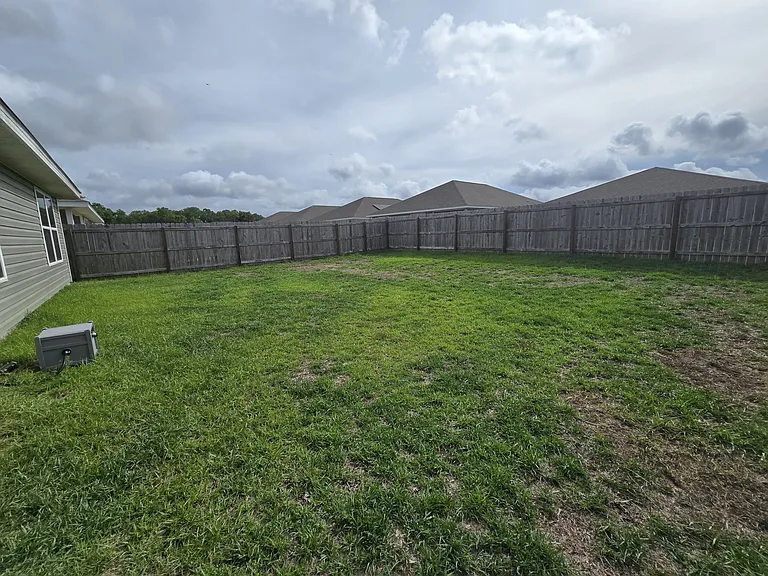 4404 White Cedar Ct — Photo 13