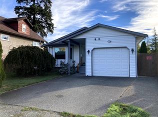 702 Hamilton Ave, Nanaimo, BC V9R 4G6