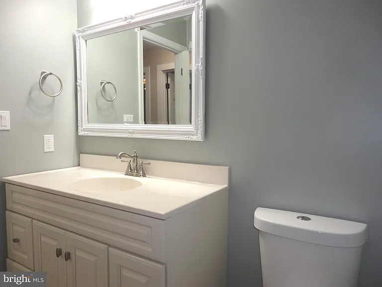 814 Rustic Ln — Photo 58