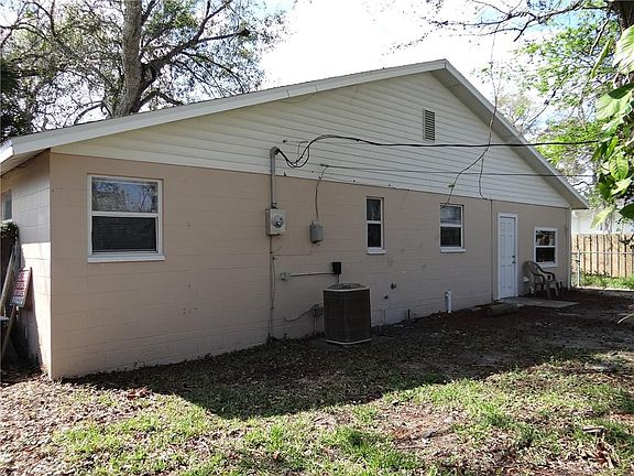 2nd image of 529 Elsie Ave