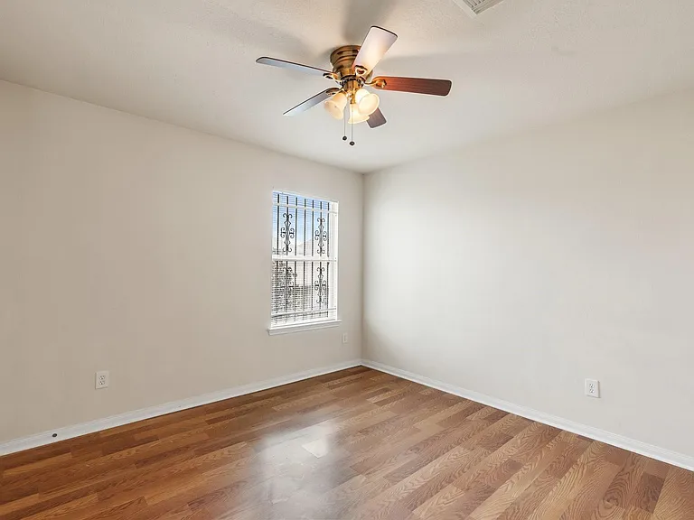 3111 Holly Ranch Dr — Photo 26