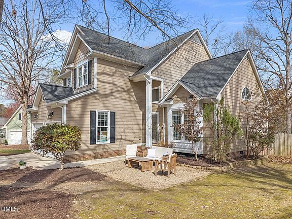 3rd image of 5512 Banwell Pl