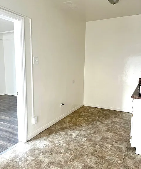 2329 Crenshaw Blvd #204 — Photo 8