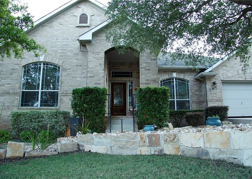 1st image of 240 Abbey Dr