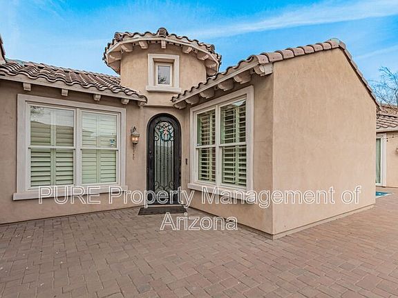 3rd image of 2146 E Desert Broom Dr