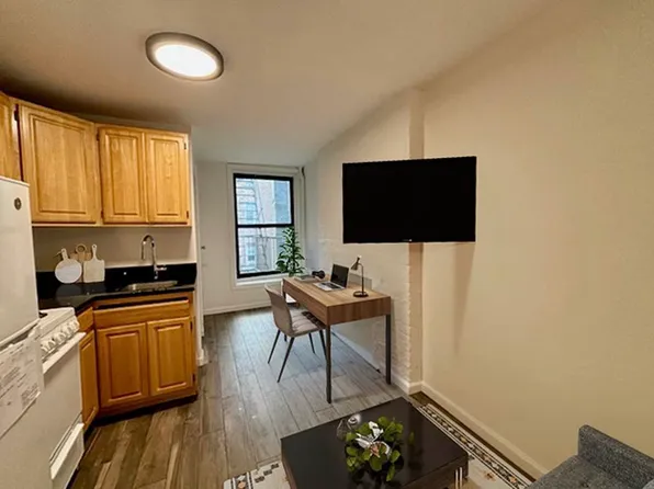 310 E 6th St APT 18, New York, NY 10003