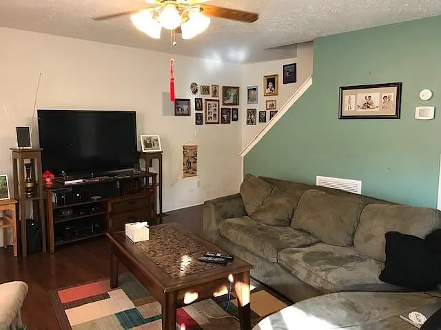 1805 Shiva Ct — Photo 3