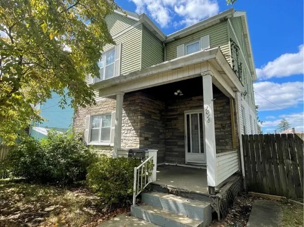 1016 Moyer St, Pittsburgh, PA 15204