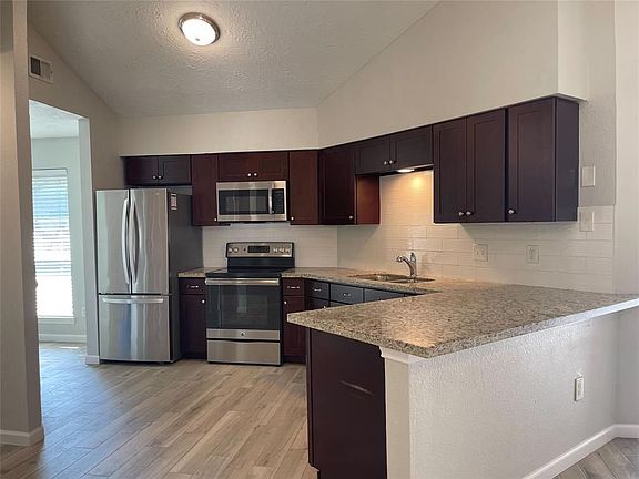 4th image of 2904 Dunrich Ct