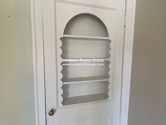 3rd image of 5137 N Damen Ave #2