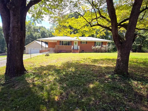 1627 W Lakewood Dr, Rock Hill, SC 29732