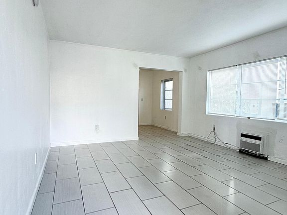 2nd image of 1101 Euclid Ave #8