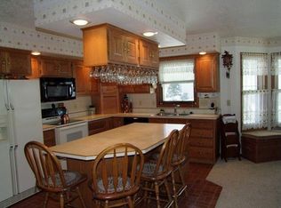 805 Kelvin Rd, Storm Lake, IA 50588