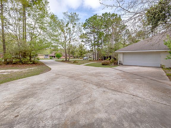 5th image of 2300 Turning Leaf Dr