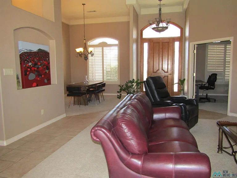 2104 W Ray Ave — Photo 5