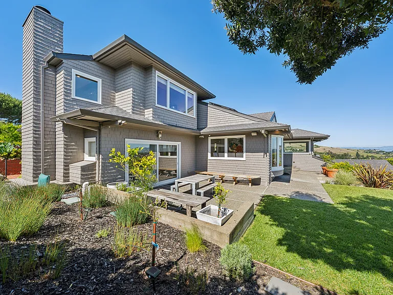 62 Via Los Altos — Photo 13