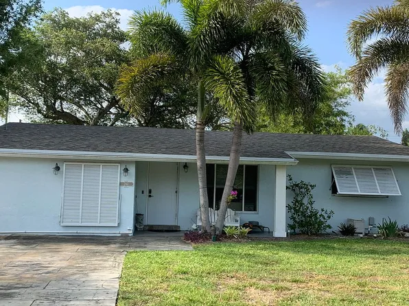 261 NW 10th St, Boca Raton, FL 33432