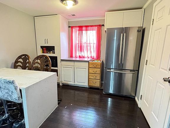 5th image of 14358 Shaw Ct