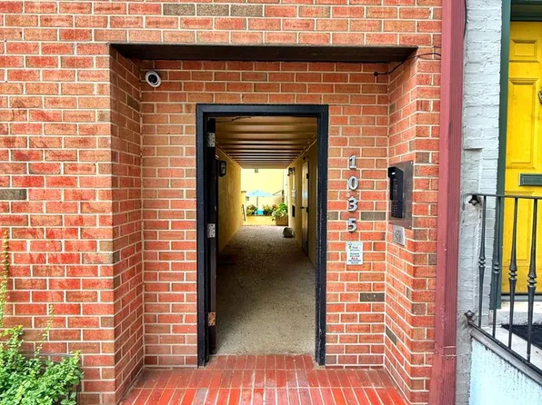 4 S Alder St #4, Philadelphia, PA 19147