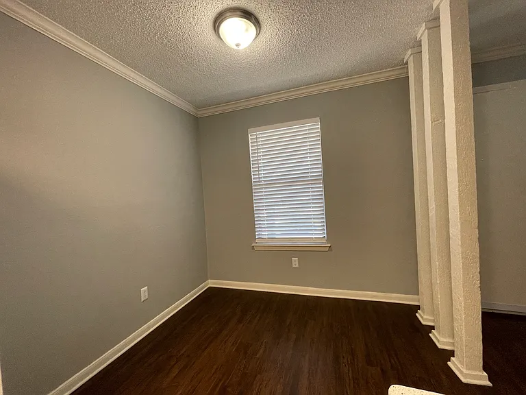 1111 Sunrise Rd — Photo 8
