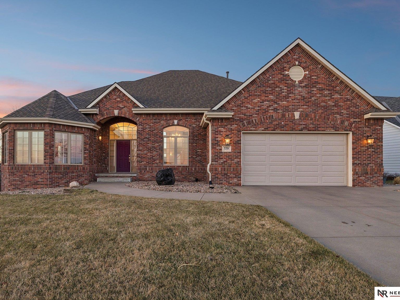 7701 San Mateo Ln