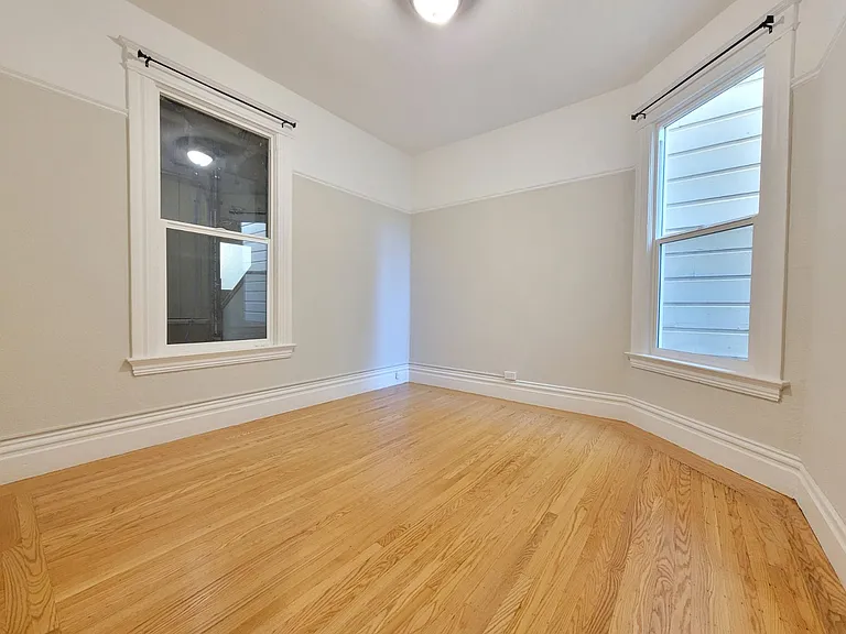 1726 Washington St #1726 — Photo 7