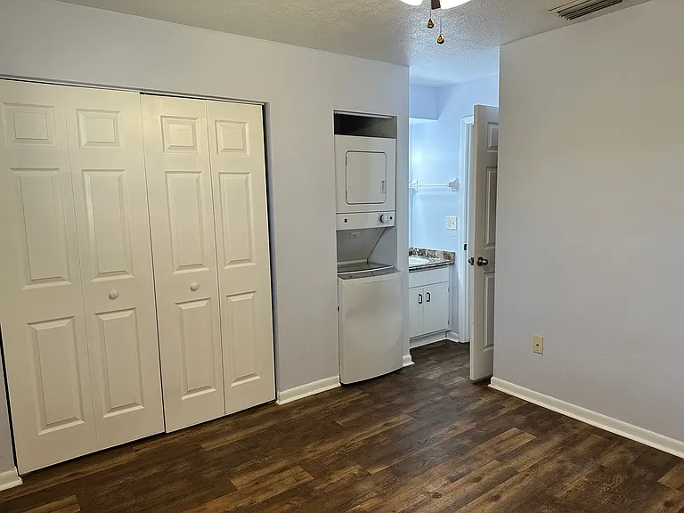 1103 Cypress Gardens Blvd #51 — Photo 11