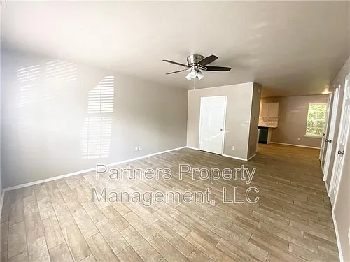 1530 N Addington Ave Photo 1