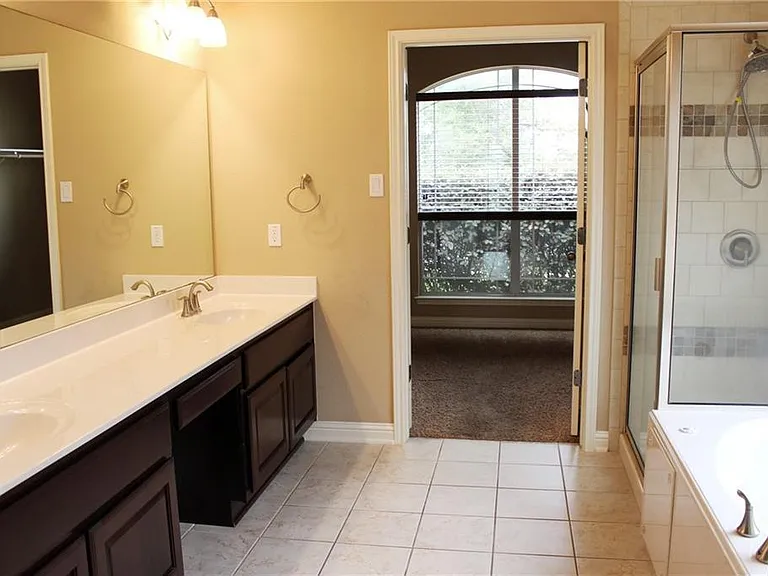 19500 Sangremon Way — Photo 19