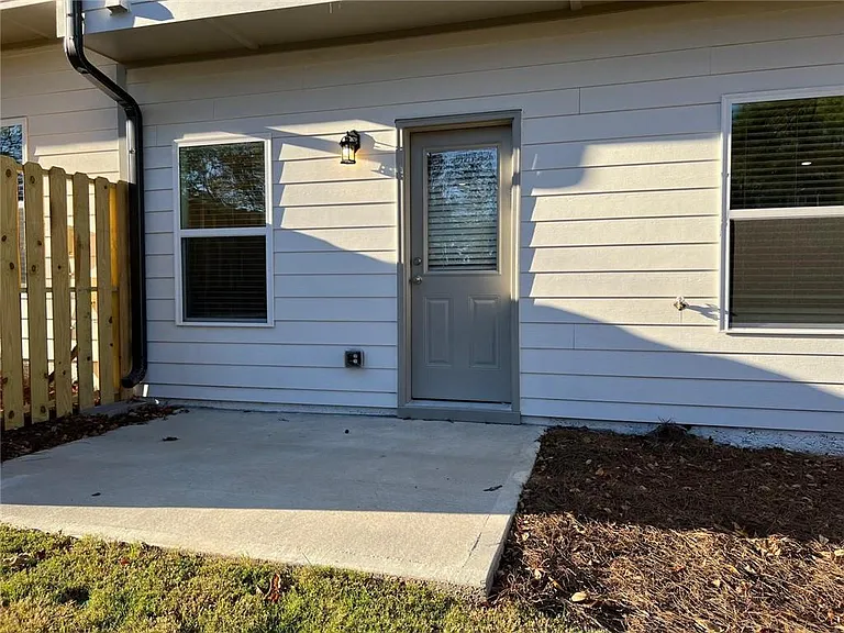 1391 Ben Park Way — Photo 28