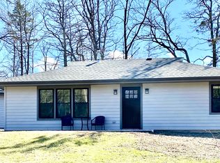 11325 Sequoya Ln, Indian Head Park, IL