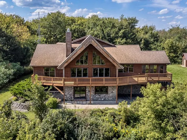 N8718 County Road Vv, Mindoro, WI 54644