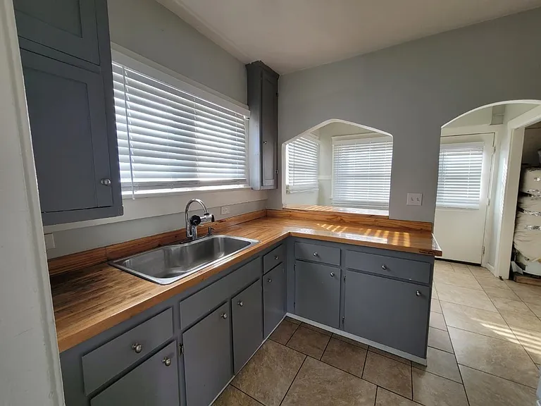 510 Surfrider Way — Photo 2