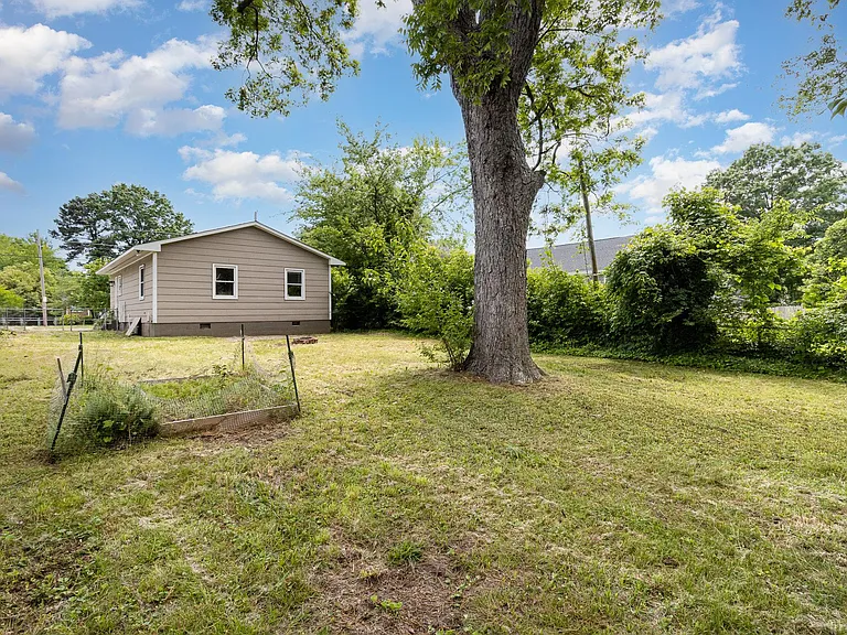 823 Cotton Pl — Photo 23