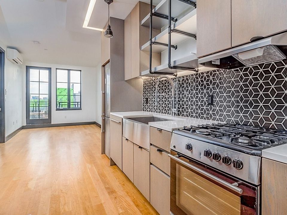 1st image of 82 Jefferson St #B3