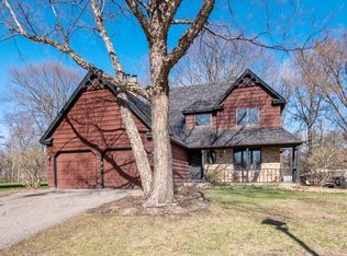 1740 Pheasant Cir, Excelsior, MN 55331