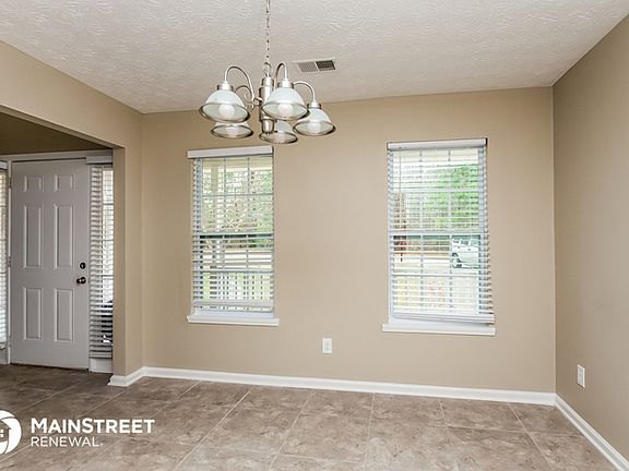4th image of 900 Vernon Dr