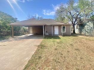 621 38th St, Lubbock, TX 79404