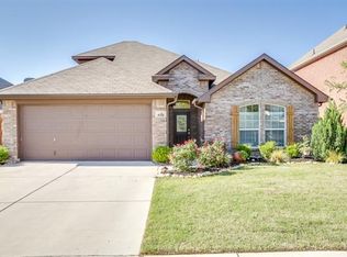 632 Minkel Dr, Crowley, TX 76036