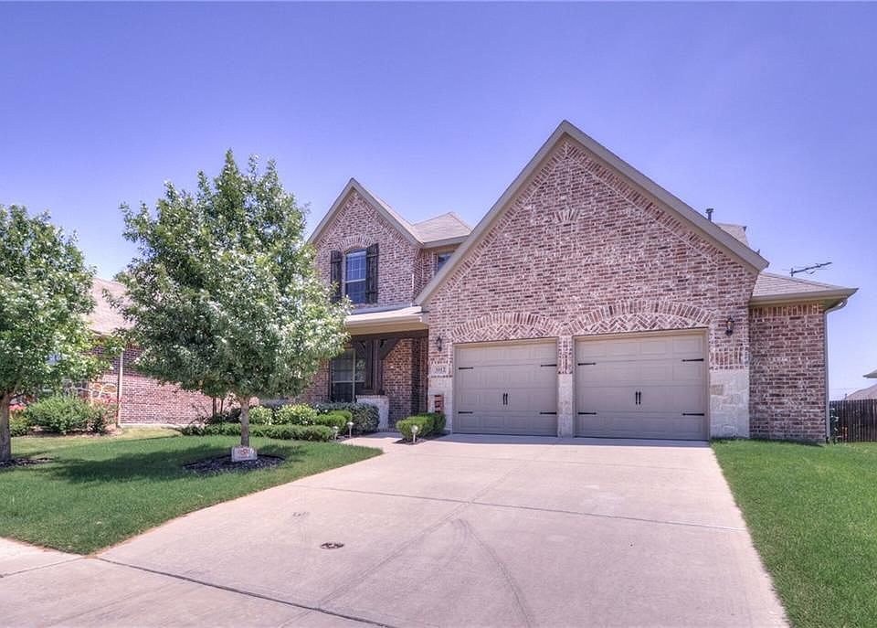 1st image of 3012 Mosswood Dr